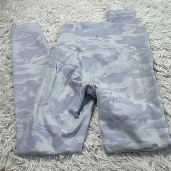 Lululemon Wunder Under High-Rise Tight 25" *Luxtreme Incognito Camo Jacquard Alp - Picture 3 of 6